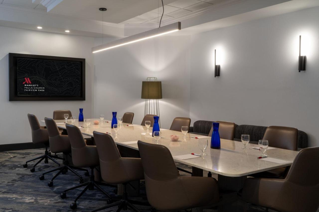 Falls Church Marriott Fairview Park Bagian luar foto
