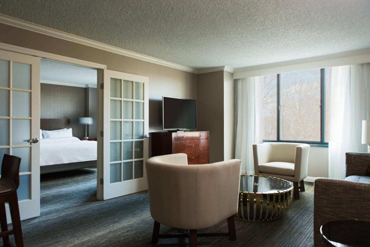 Falls Church Marriott Fairview Park Bagian luar foto